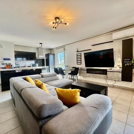 3 Pieces Avec Parking A Chez David 公寓 *