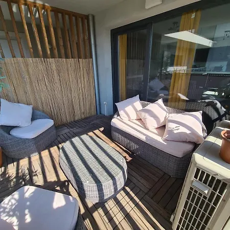 3 Pieces Avec Parking A Chez David *