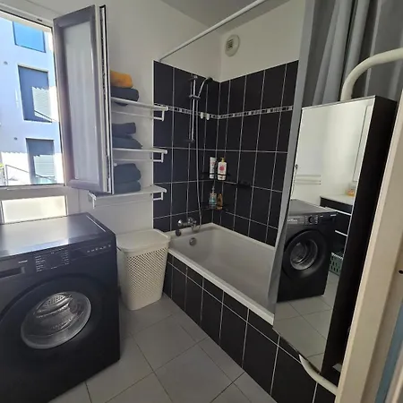 3 Pieces Avec Parking A Chez David